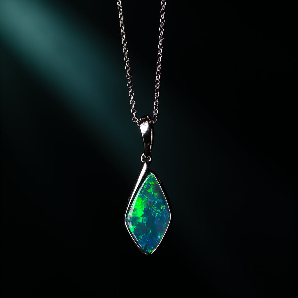 Elegant Free Style Natural Multicolor Doublet Opal pendant