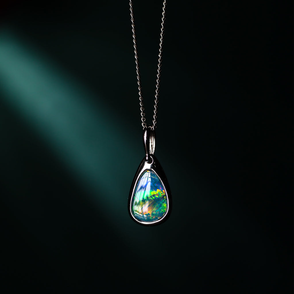 Elegant Free Style Natural Multicolor Doublet Opal pendant