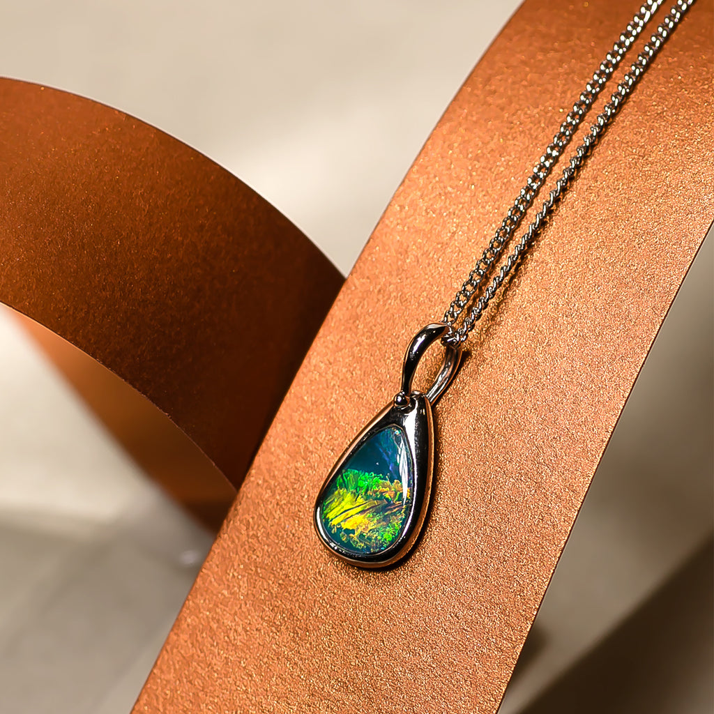 Elegant Free Style Natural Multicolor Doublet Opal pendant